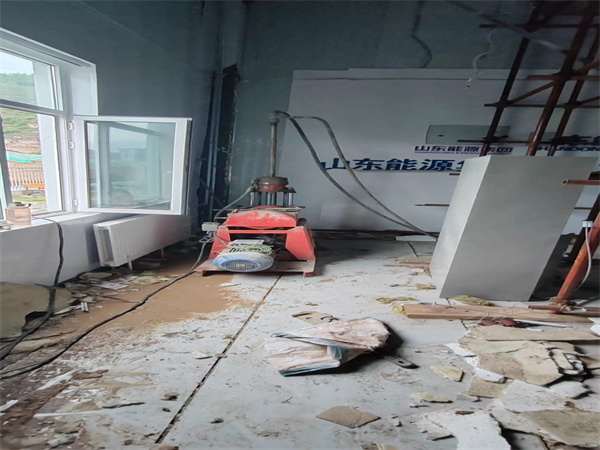 井陉矿地基基础下沉墙体裂缝加固注浆顶升施工